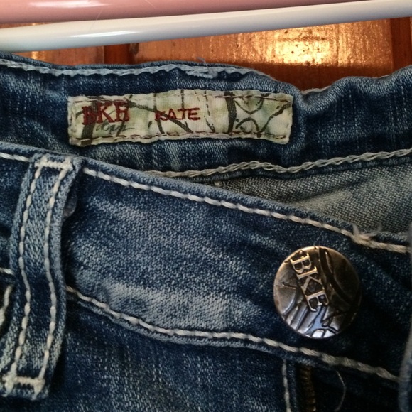 Light wash BKE jeans - Picture 2 of 3