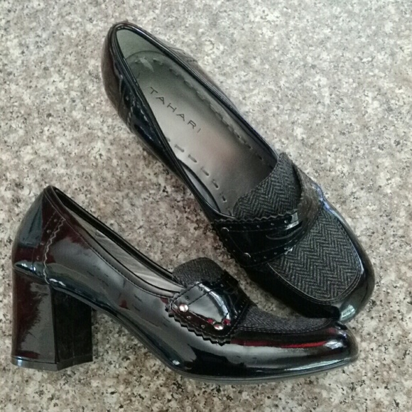 Tahari Shoes