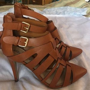 Cognac (tan) caged heels