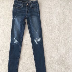 American Eagle ripped jeggings