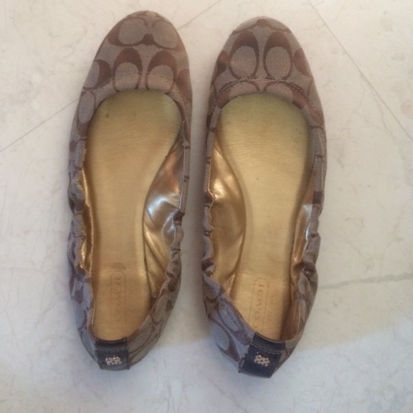 Coach Flats
