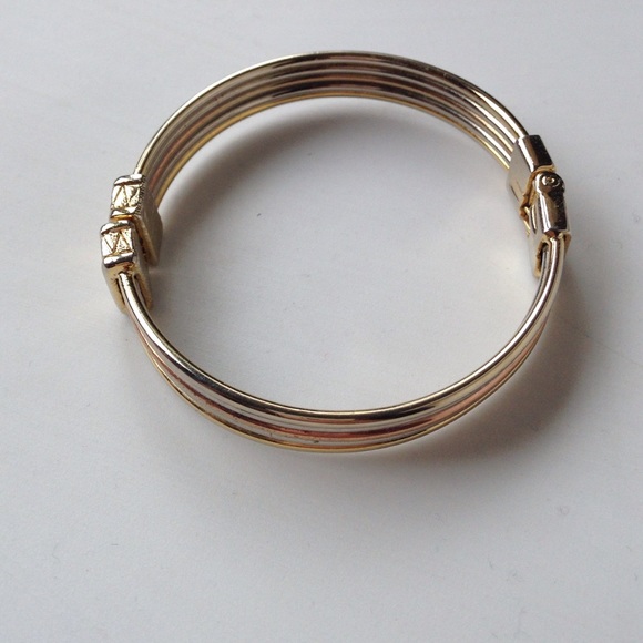 Bracelet - Picture 2 of 2