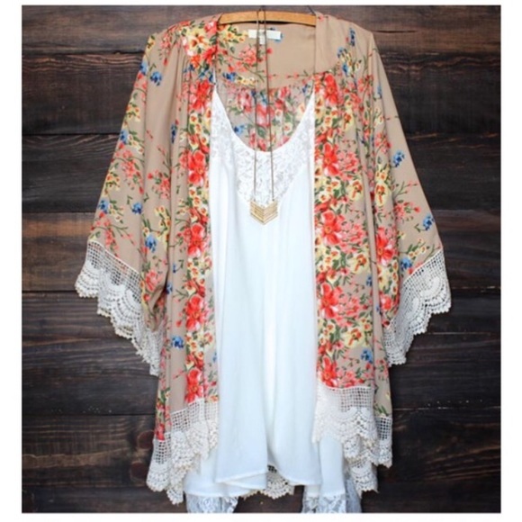 Floral chiffon Kimono cardigan - Picture 2 of 3