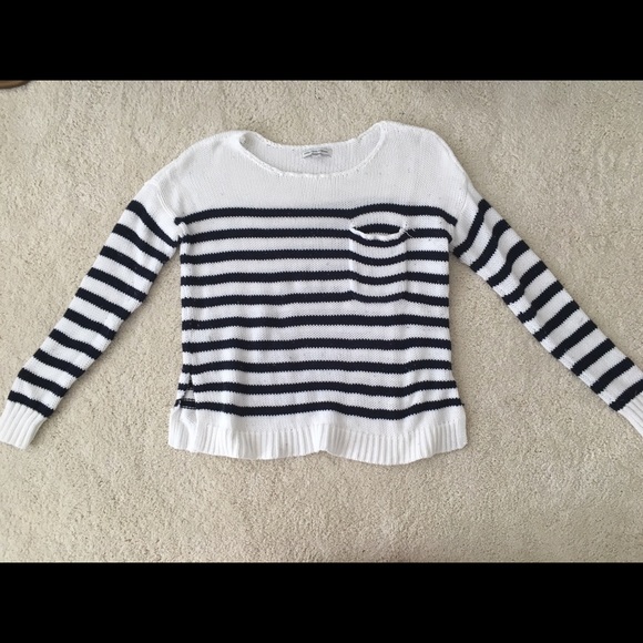 American Eagle sweater - Picture 1 of 1