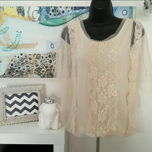 Cream Colored Top - Picture 1 of 4