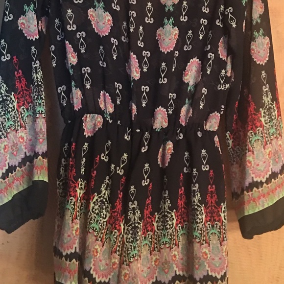 NWT ROMPER - Picture 2 of 3