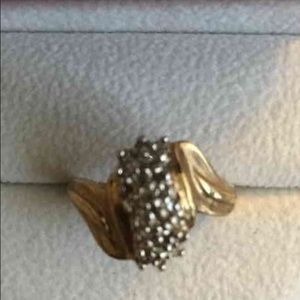 Gold diamond Ring*