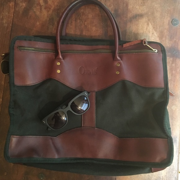 Orvis Handbags - SOLD Vintage Orvis Battenkill Travel bag
