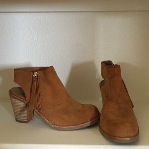 Dolce vita booties