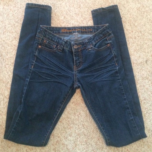 ☀️BlueAsphalt Skinny Jeans☀️