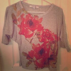 Cute grey flower shirt