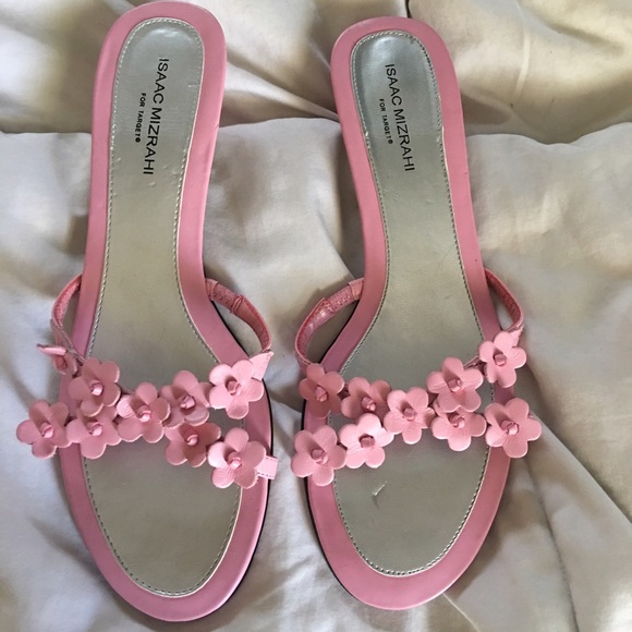 Isaac mizrahi pink sandals