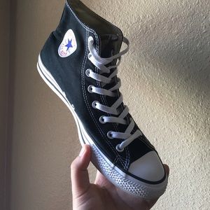Black Authentic Converse