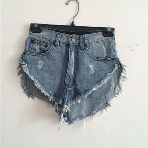 One teaspoon shorts