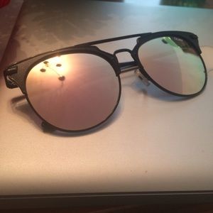 Quay X Chrisspy Sunnies
