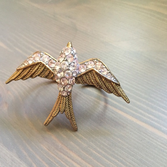 Juicy Couture swallow double ring.