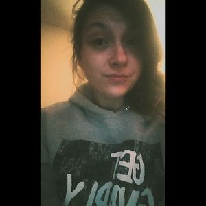 Meet your Posher, Paula