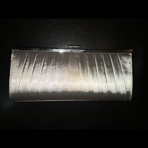 Silver clutch