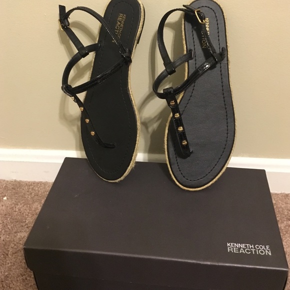 Kenneth Cole Sandals
