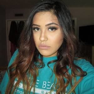 Meet your Posher, Marisa