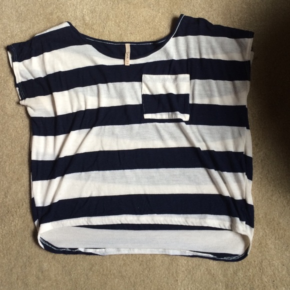 Blue and white striped crop top - Picture 1 of 2