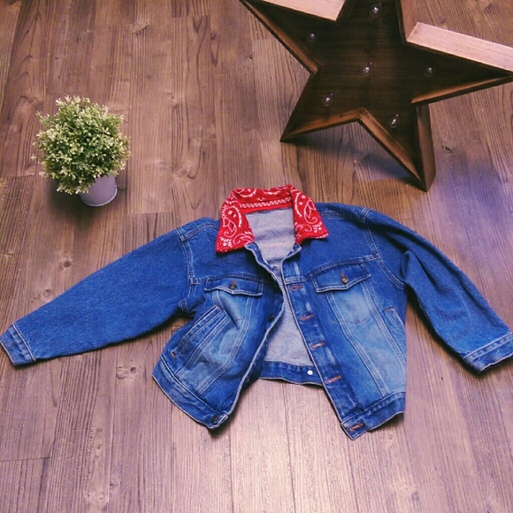 Quick Sale!!UO Bandana collar denim jacket NWOT XS