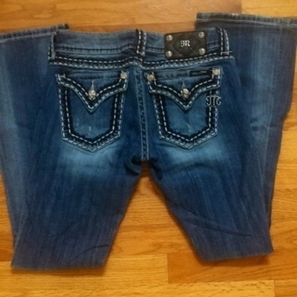 Size 25 Miss Me Bootcut Jeans