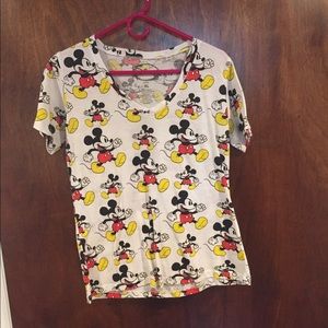 Disney tshirt