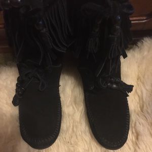 Black moccasins