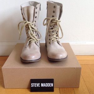 NEW Steve Madden size 7-1/2 leather booties