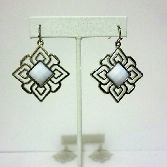 White Gemstone Geometric Earrings - Picture 1 of 2
