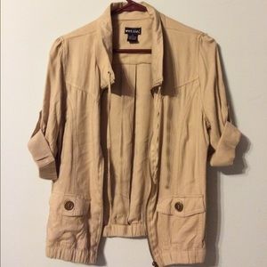 Tan Short Sleeved Jacket