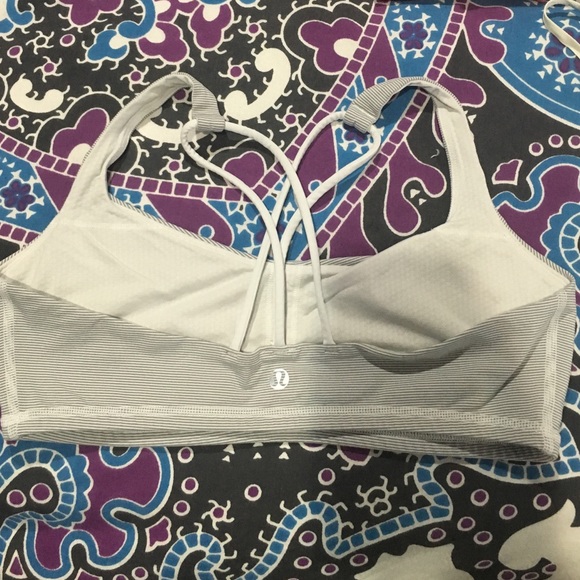 LuLu Lemon Sports Bra