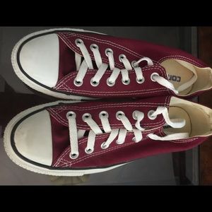 Ladies Converse Low Cut