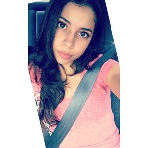 Meet your Posher, Isabella