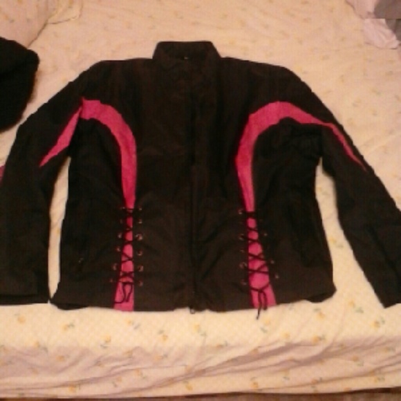 Motorcycle jacket - Picture 2 of 2