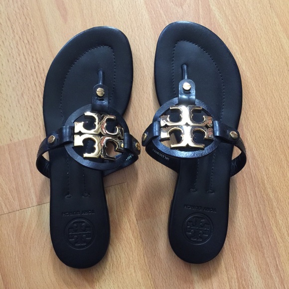 **SOLD** Tory Burch Miller thong sandals