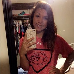 Meet your Posher, Alexis