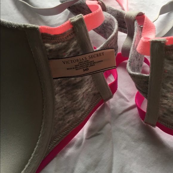 Victoria's Secret bra - Picture 3 of 3