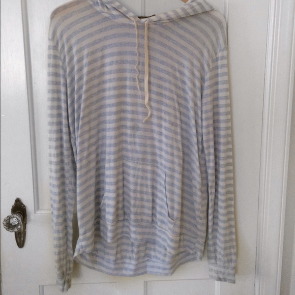 Light striped pullover
