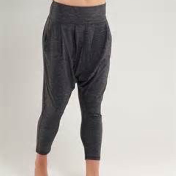lululemon harem pants