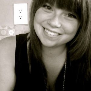 Meet your Posher, Chloe