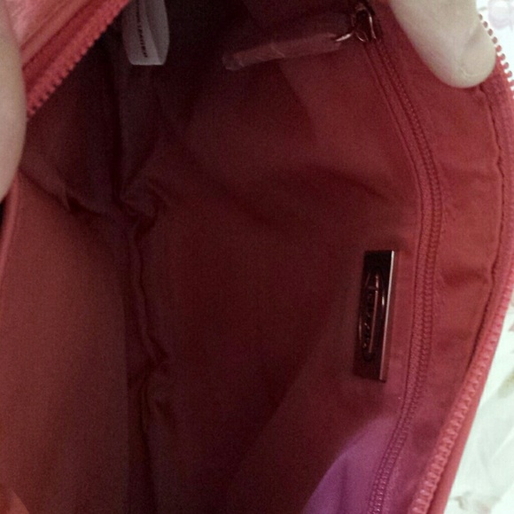 Pink Handbag - Picture 3 of 4