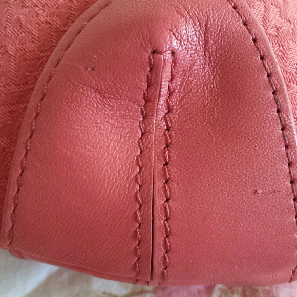 Pink Handbag - Picture 4 of 4