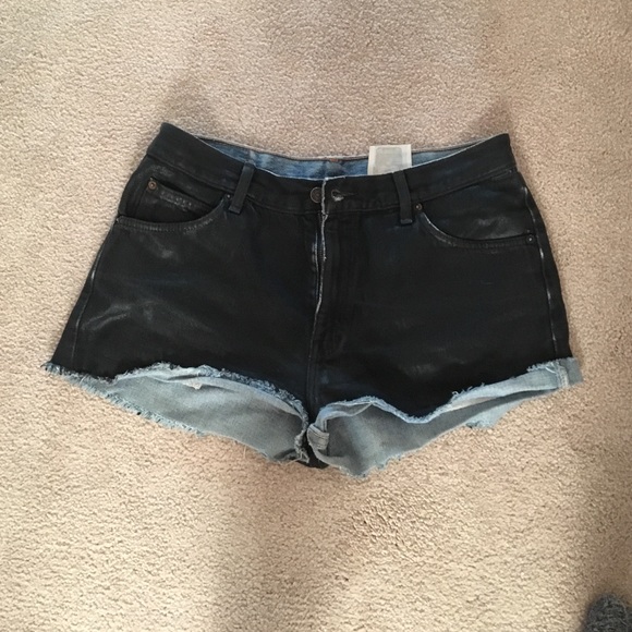 wax coated jean shorts LF