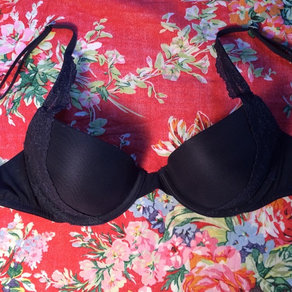 Navy blue lace push up bra