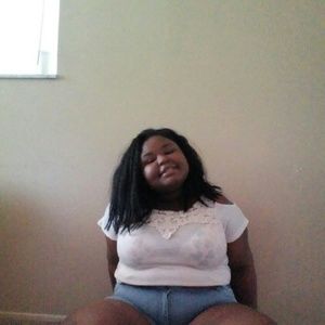 Meet your Posher, Samiya