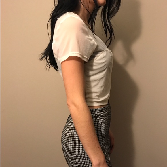 PacSun White Mesh Crop Top - Picture 3 of 4