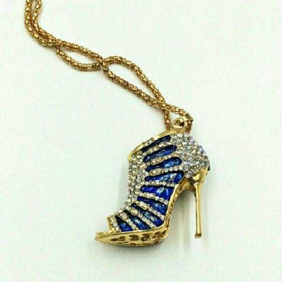 👠SALE👡Betsey J Swarovski Crystal Heel Necklace - Picture 2 of 4