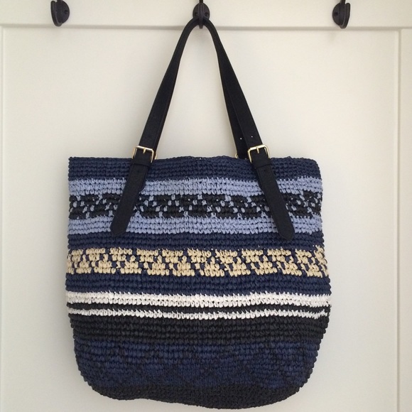 Shiraleah Chicago Paper Weaved Tote w Fringe - Picture 2 of 5